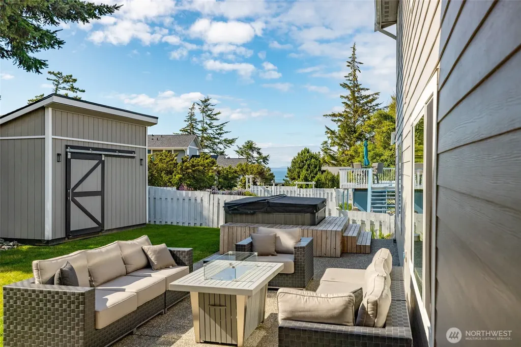 557 Fort Ebey Road Coupeville WA 98239