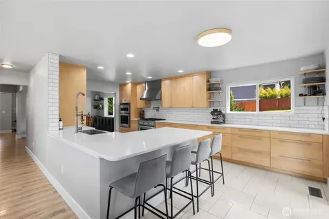 557 Fort Ebey Road Coupeville WA 98239