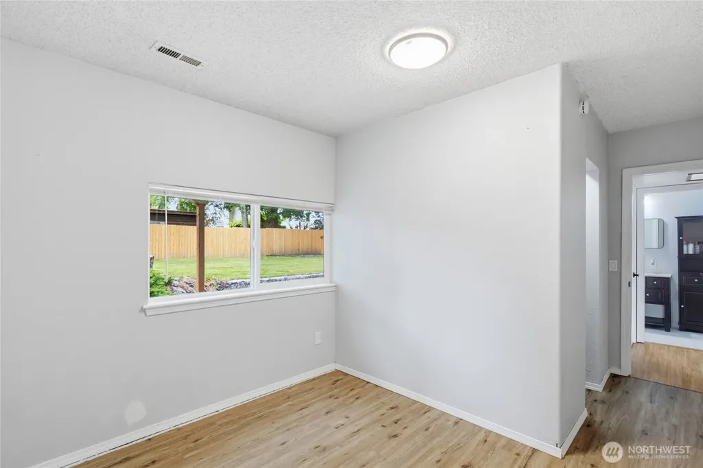 5129 30th Street NE Tacoma WA 98422