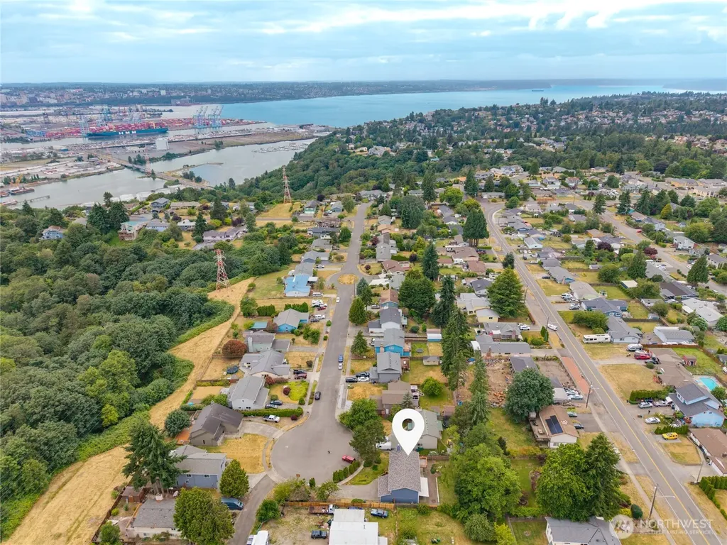 5129 30th Street NE Tacoma WA 98422