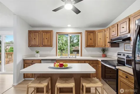 5129 30th Street NE Tacoma WA 98422