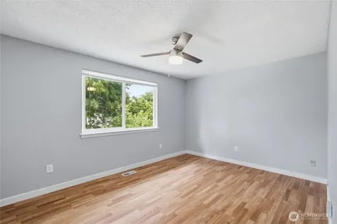 5129 30th Street NE Tacoma WA 98422