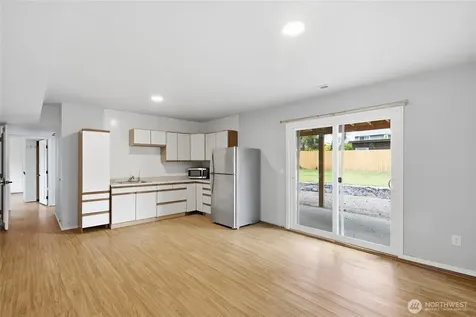 5129 30th Street NE Tacoma WA 98422
