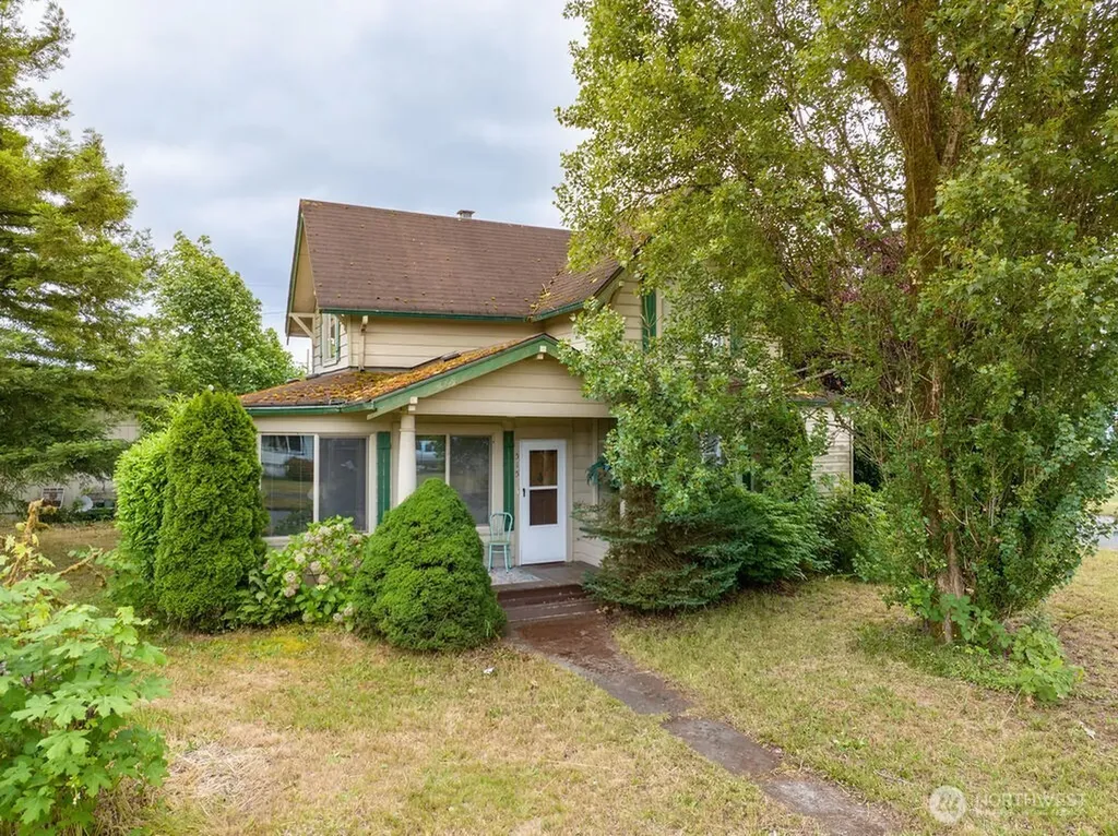 515 W Anderson Elma WA 98541