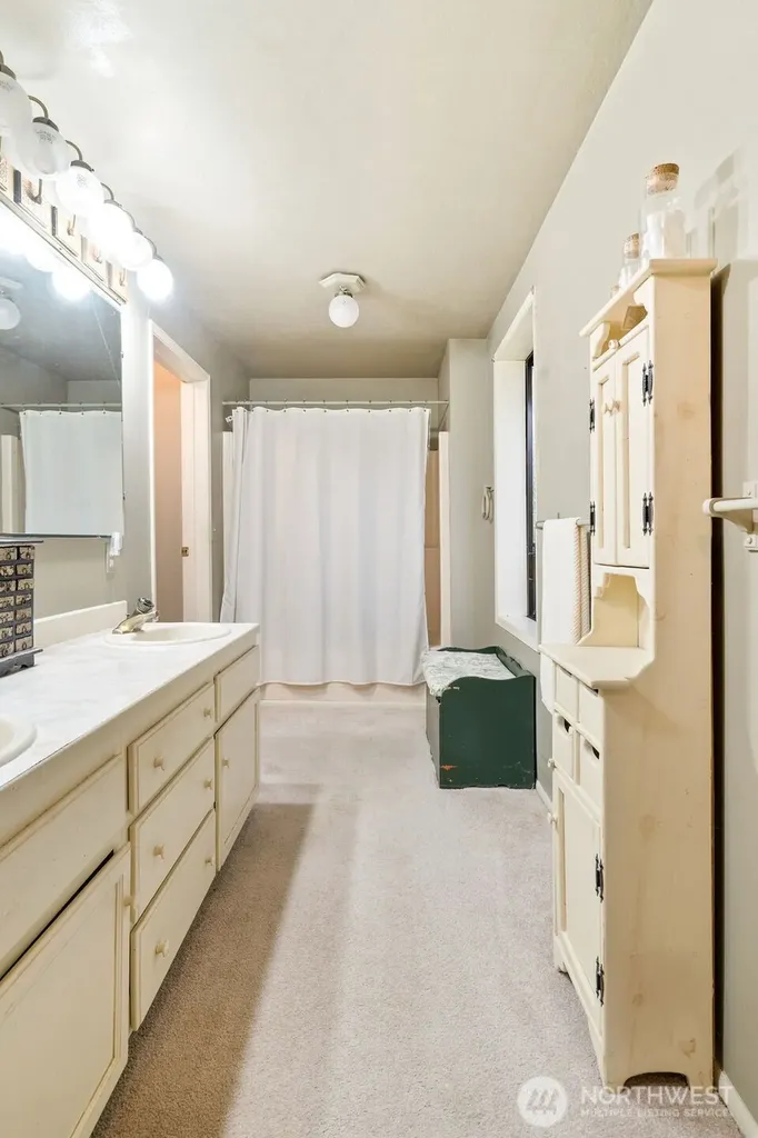 515 W Anderson Elma WA 98541