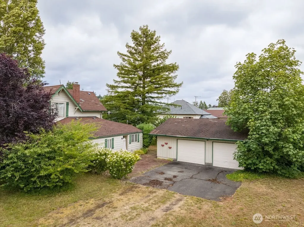 515 W Anderson Elma WA 98541