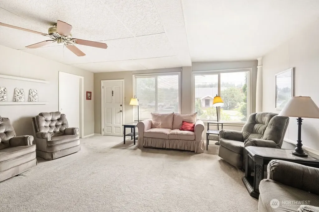 515 W Anderson Elma WA 98541
