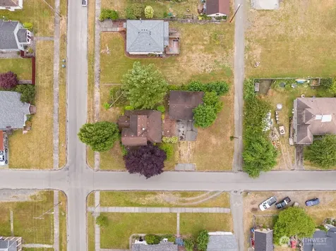 515 W Anderson Elma WA 98541