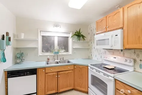 515 W Anderson Elma WA 98541