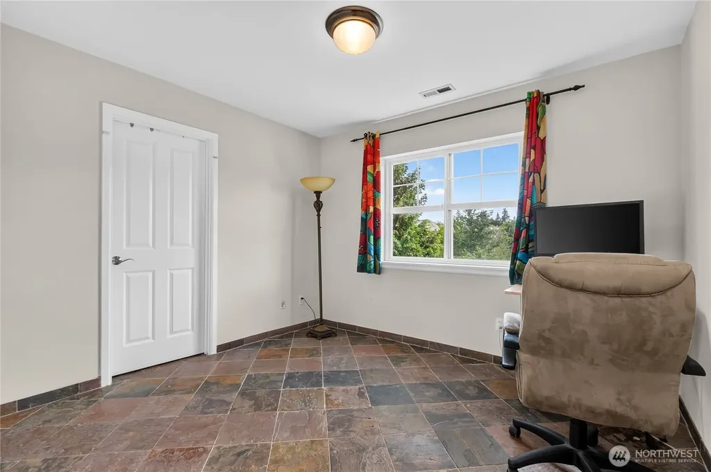 18214 29th Drive SE Bothell WA 98012