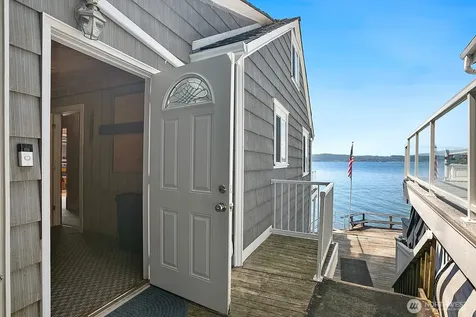 6829 Munter Lane NE Tacoma WA 98422