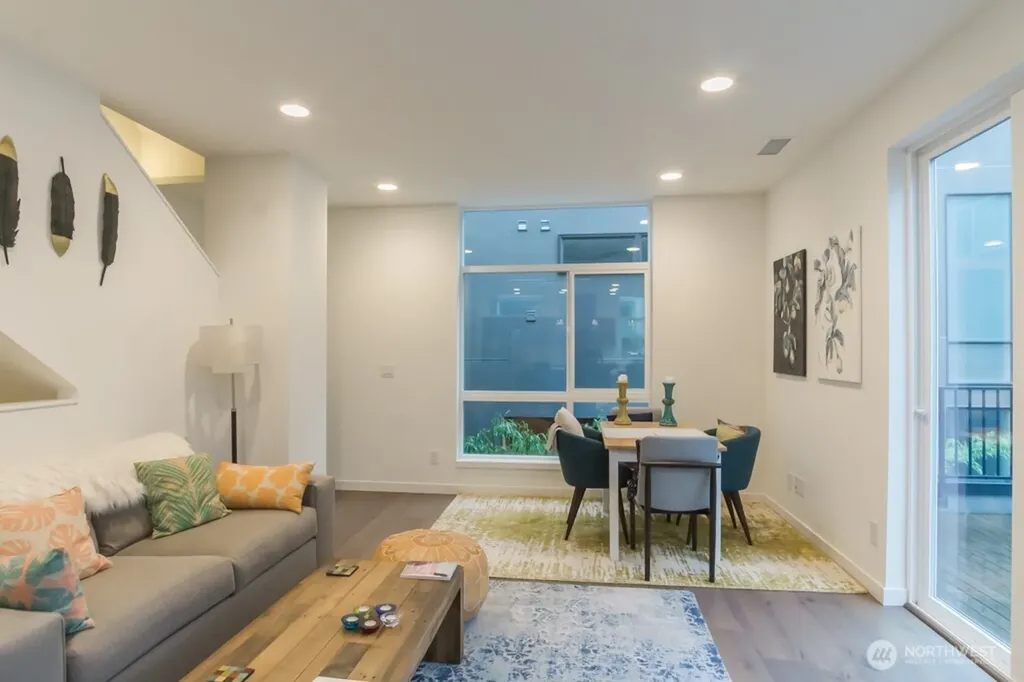 130 21st Avenue E Seattle WA 98112