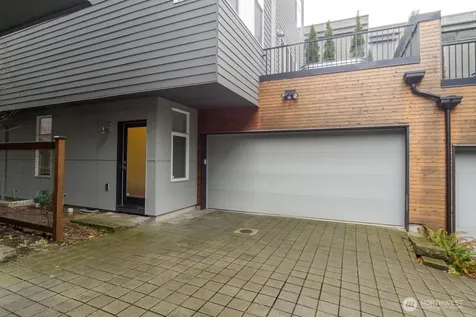130 21st Avenue E Seattle WA 98112