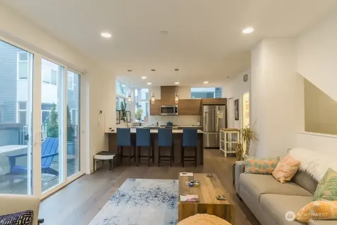 130 21st Avenue E Seattle WA 98112