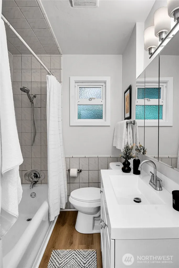 3016 S Edmunds Street Seattle WA 98108