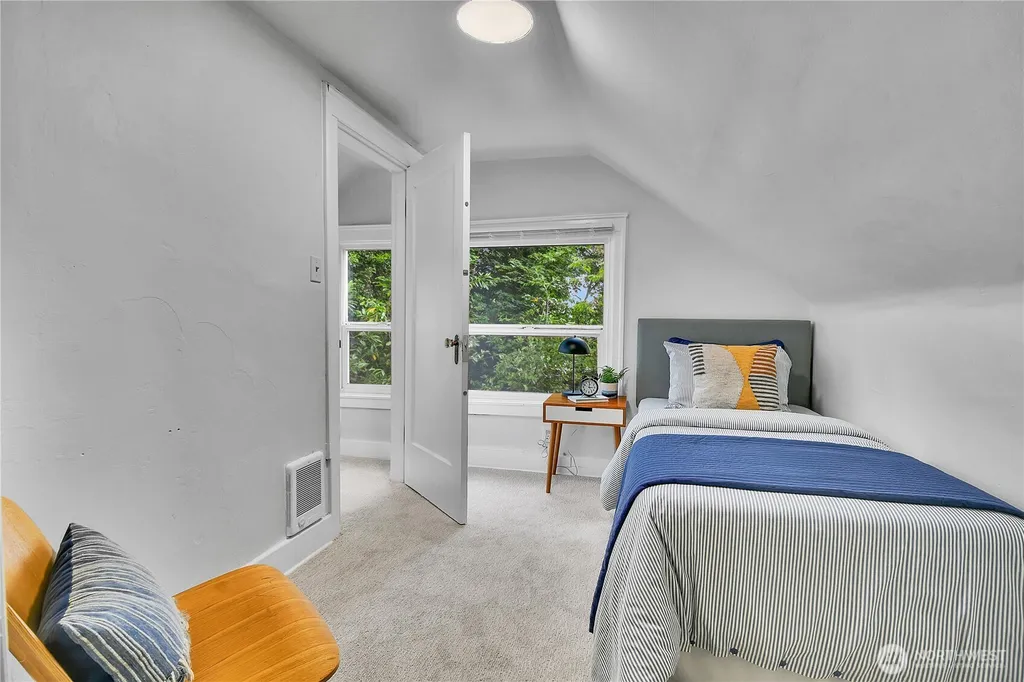 3016 S Edmunds Street Seattle WA 98108