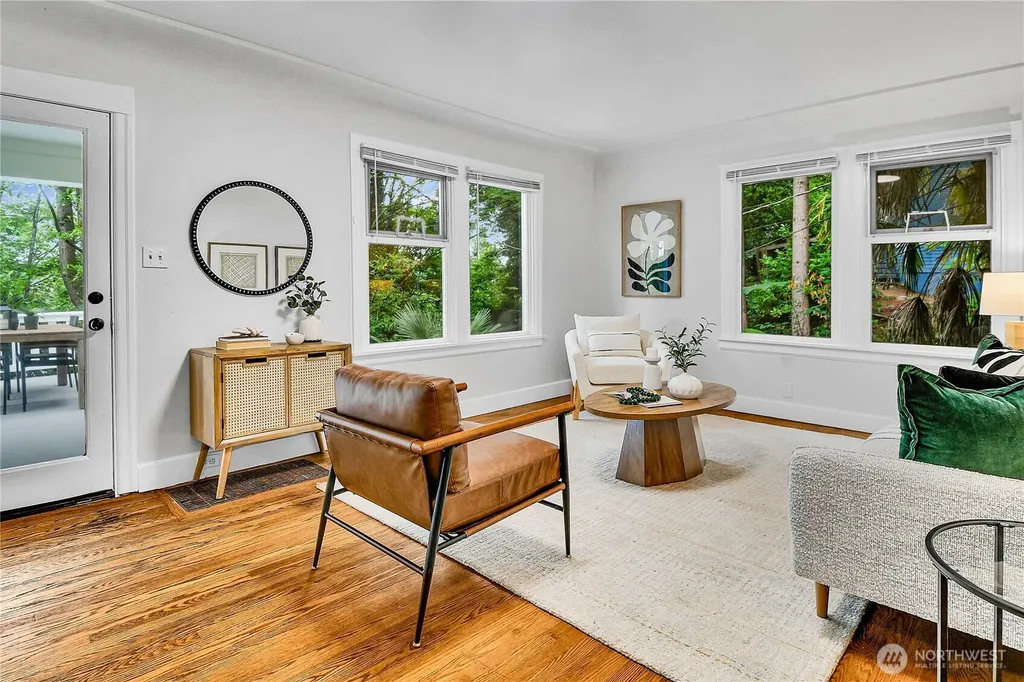 3016 S Edmunds Street Seattle WA 98108