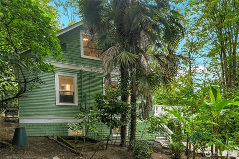 3016 S Edmunds Street Seattle WA 98108