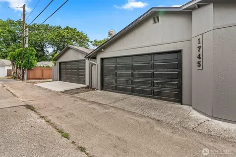 1745 23rd Avenue Longview WA 98632