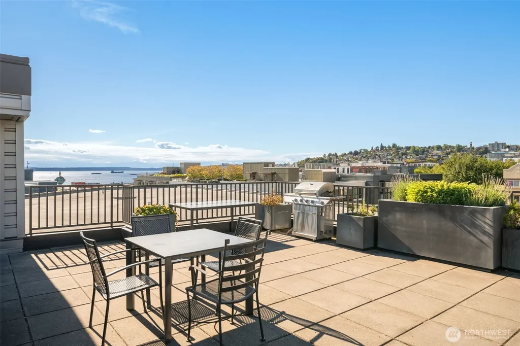 159 Denny Way Seattle WA 98109