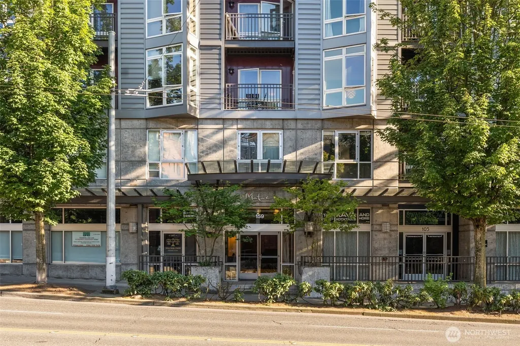 159 Denny Way Seattle WA 98109
