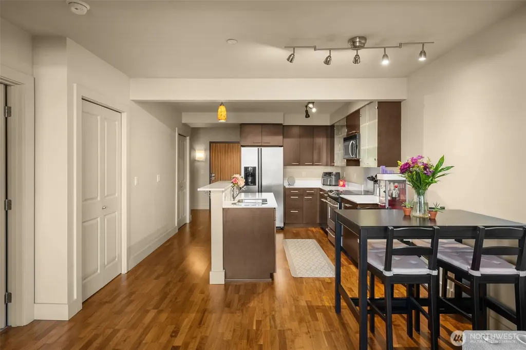 159 Denny Way Seattle WA 98109