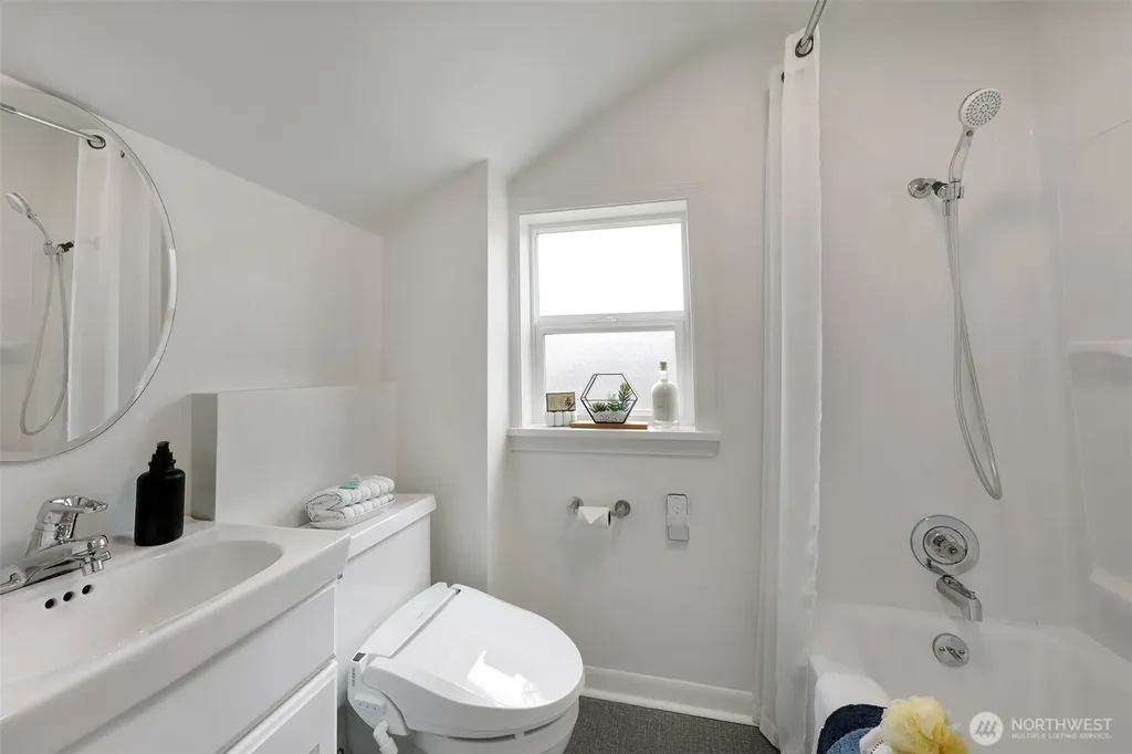 3006 NE 133rd Street Seattle WA 98125