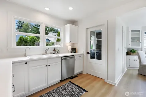 3006 NE 133rd Street Seattle WA 98125