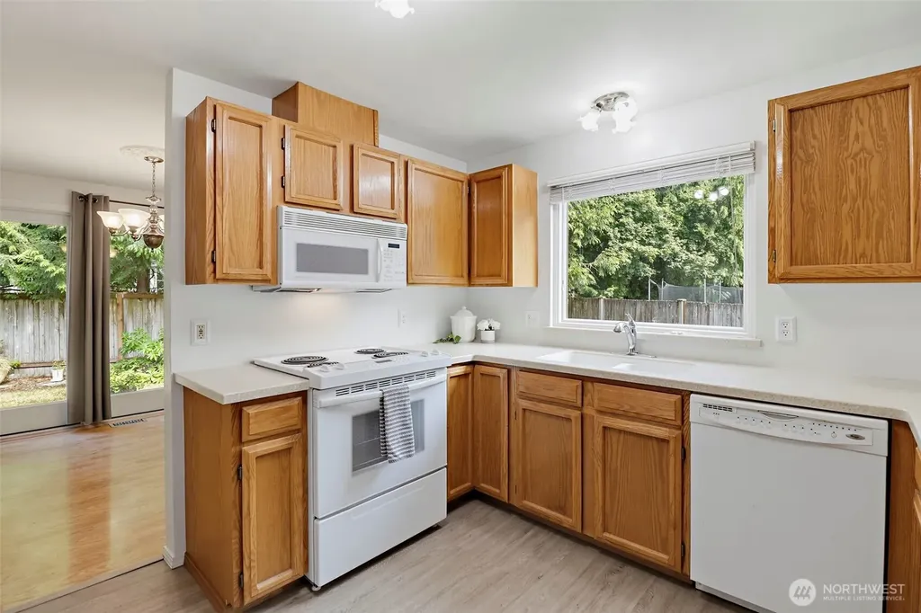 11860 SE 321st Place Auburn WA 98092