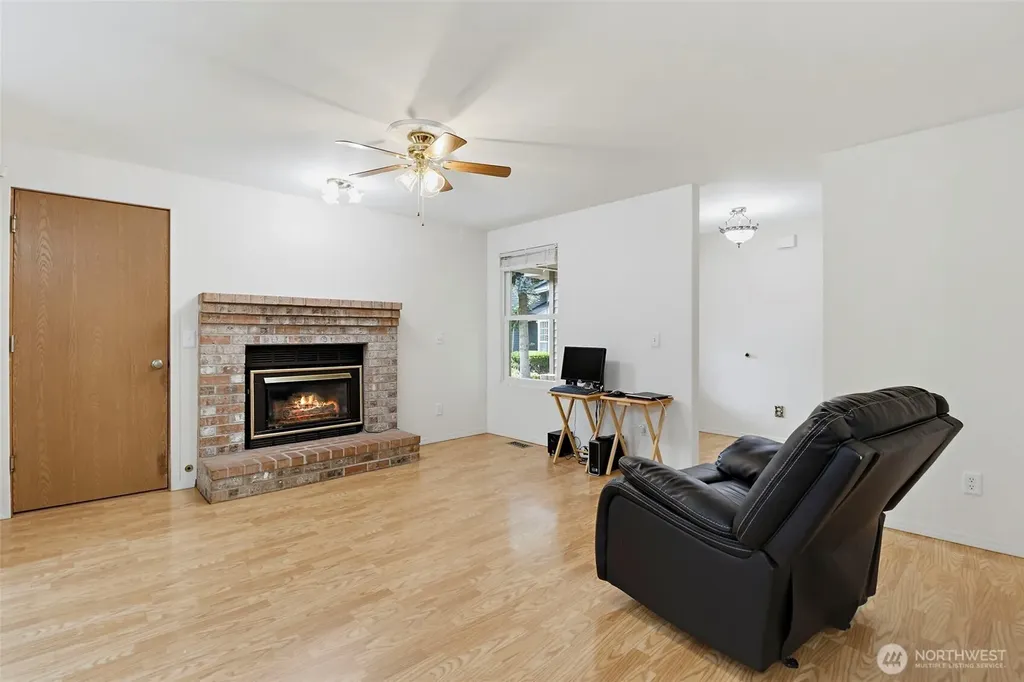 11860 SE 321st Place Auburn WA 98092