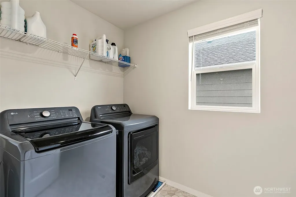 2808 180th Street Ct E Tacoma WA 98445
