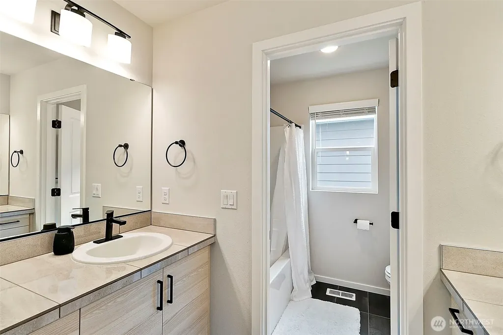 2808 180th Street Ct E Tacoma WA 98445