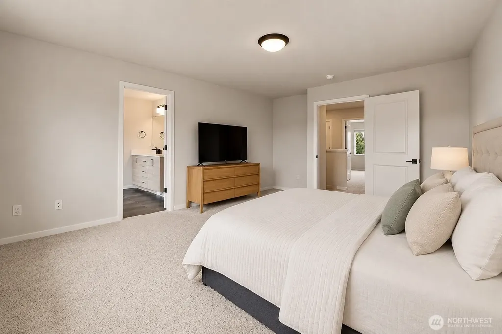 2808 180th Street Ct E Tacoma WA 98445