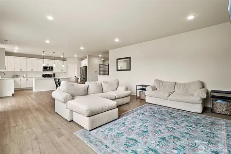 2808 180th Street Ct E Tacoma WA 98445