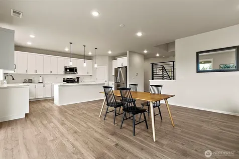2808 180th Street Ct E Tacoma WA 98445