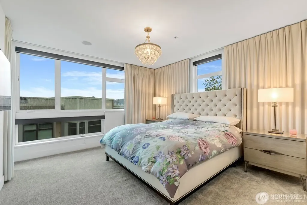 1760 N Nothlake Way Seattle WA 98103