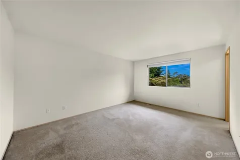 7015 76th Drive NE Marysville WA 98270