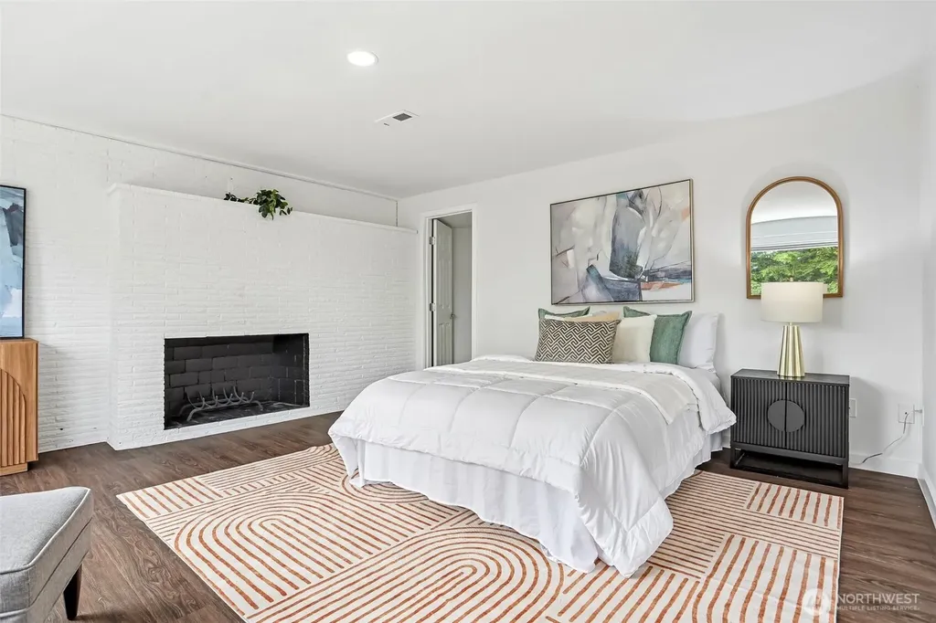 1318 Lake Washington Boulevard S Seattle WA 98144