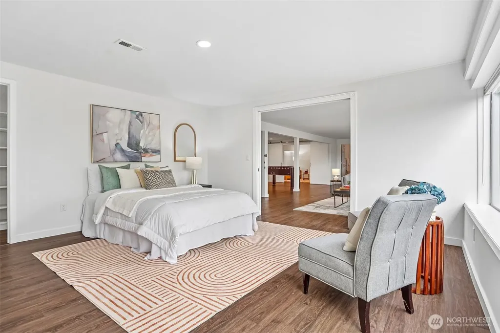 1318 Lake Washington Boulevard S Seattle WA 98144