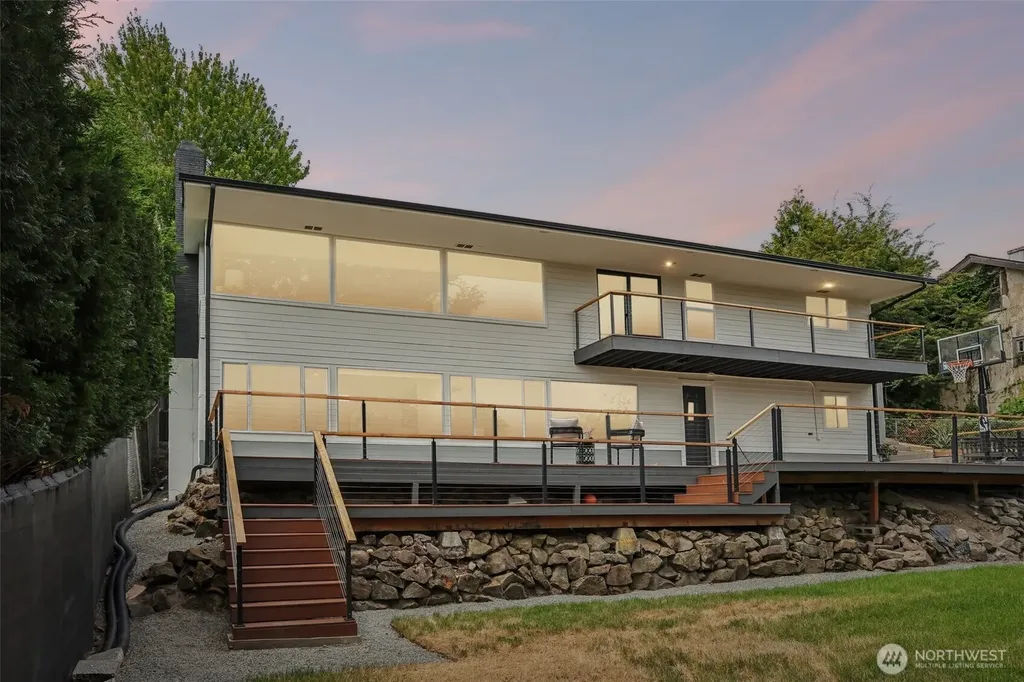 1318 Lake Washington Boulevard S Seattle WA 98144