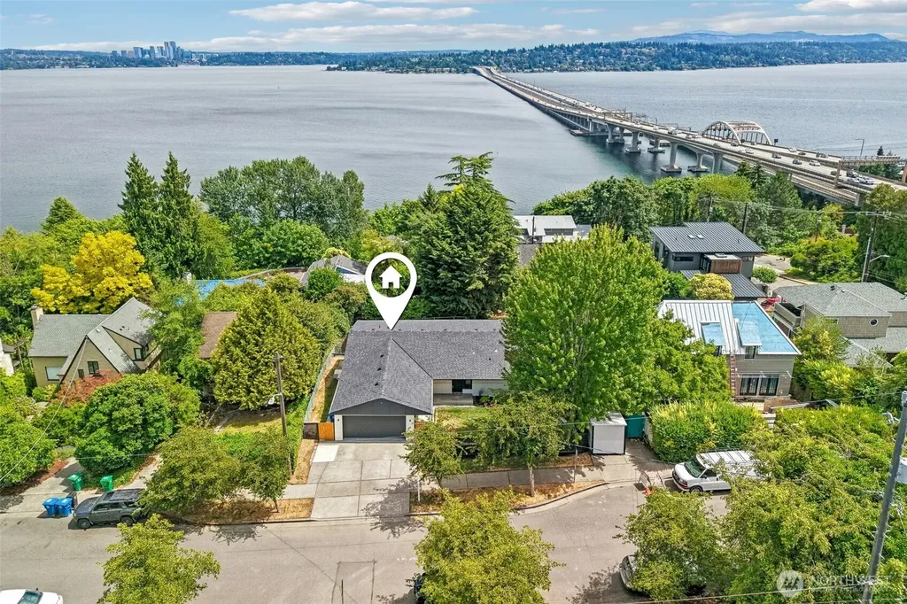 1318 Lake Washington Boulevard S Seattle WA 98144