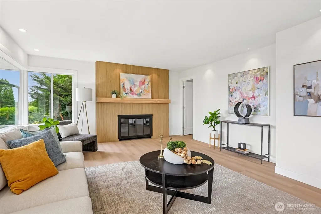 1318 Lake Washington Boulevard S Seattle WA 98144