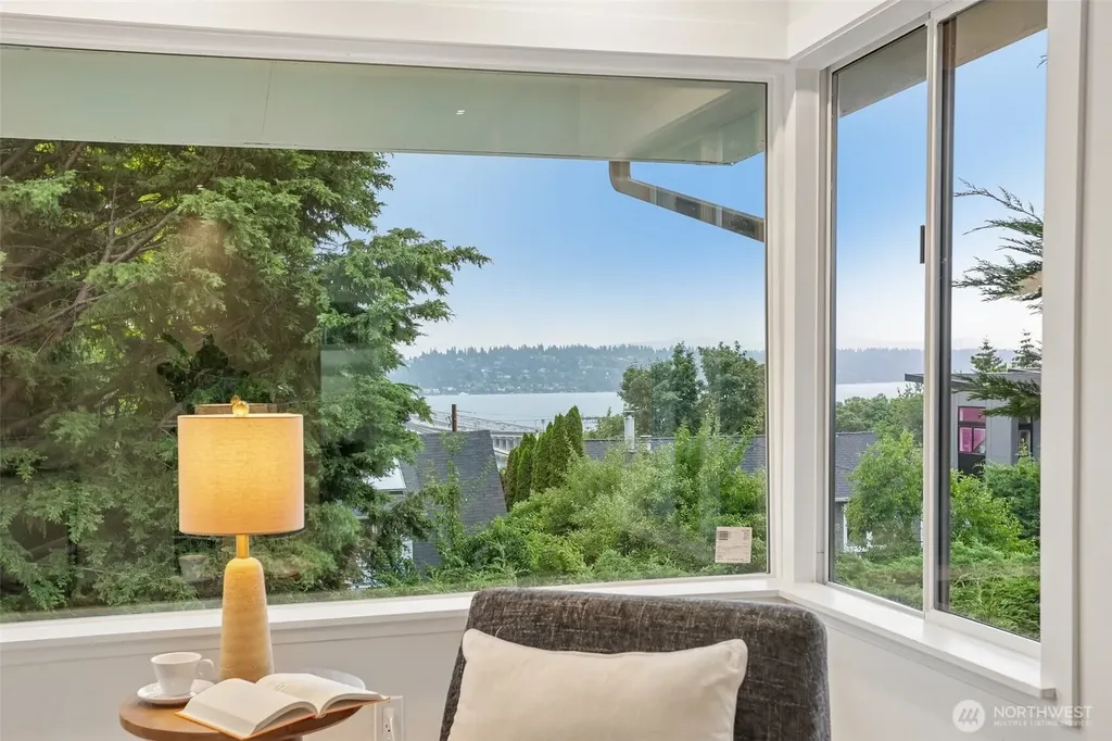 1318 Lake Washington Boulevard S Seattle WA 98144