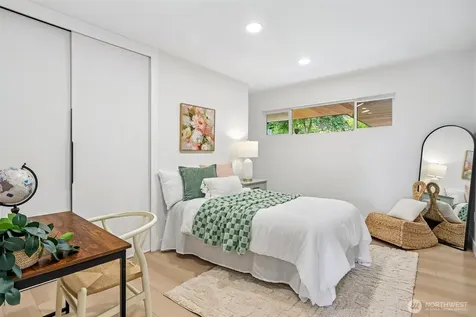 1318 Lake Washington Boulevard S Seattle WA 98144