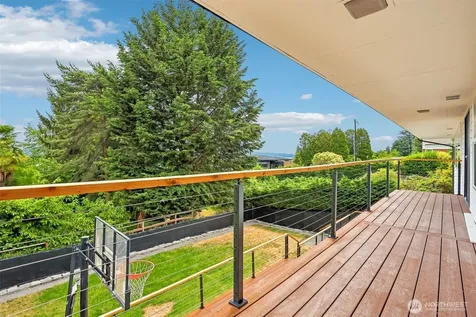 1318 Lake Washington Boulevard S Seattle WA 98144