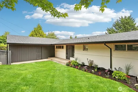 1318 Lake Washington Boulevard S Seattle WA 98144