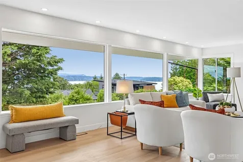 1318 Lake Washington Boulevard S Seattle WA 98144