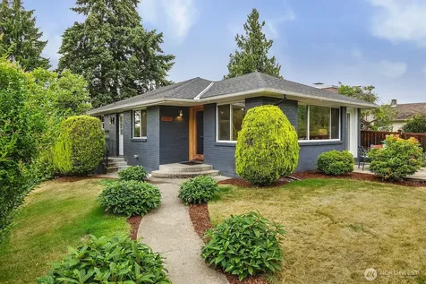 2302 S Spokane Street Seattle WA 98144