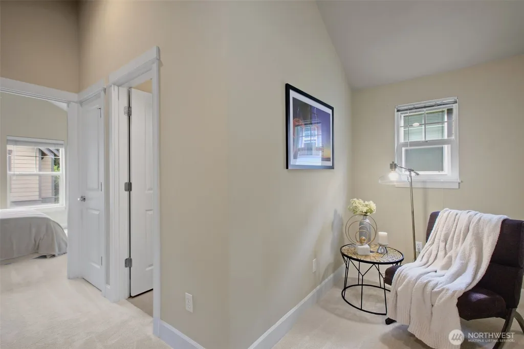 2707 SW Sylvan Heights Drive Seattle WA 98106