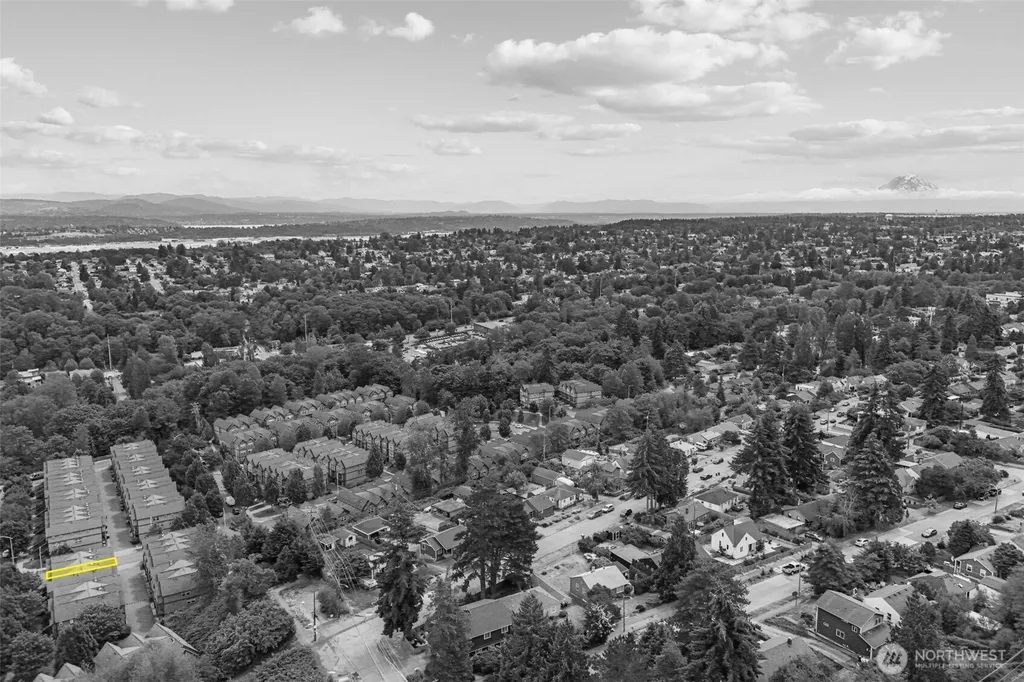 2707 SW Sylvan Heights Drive Seattle WA 98106